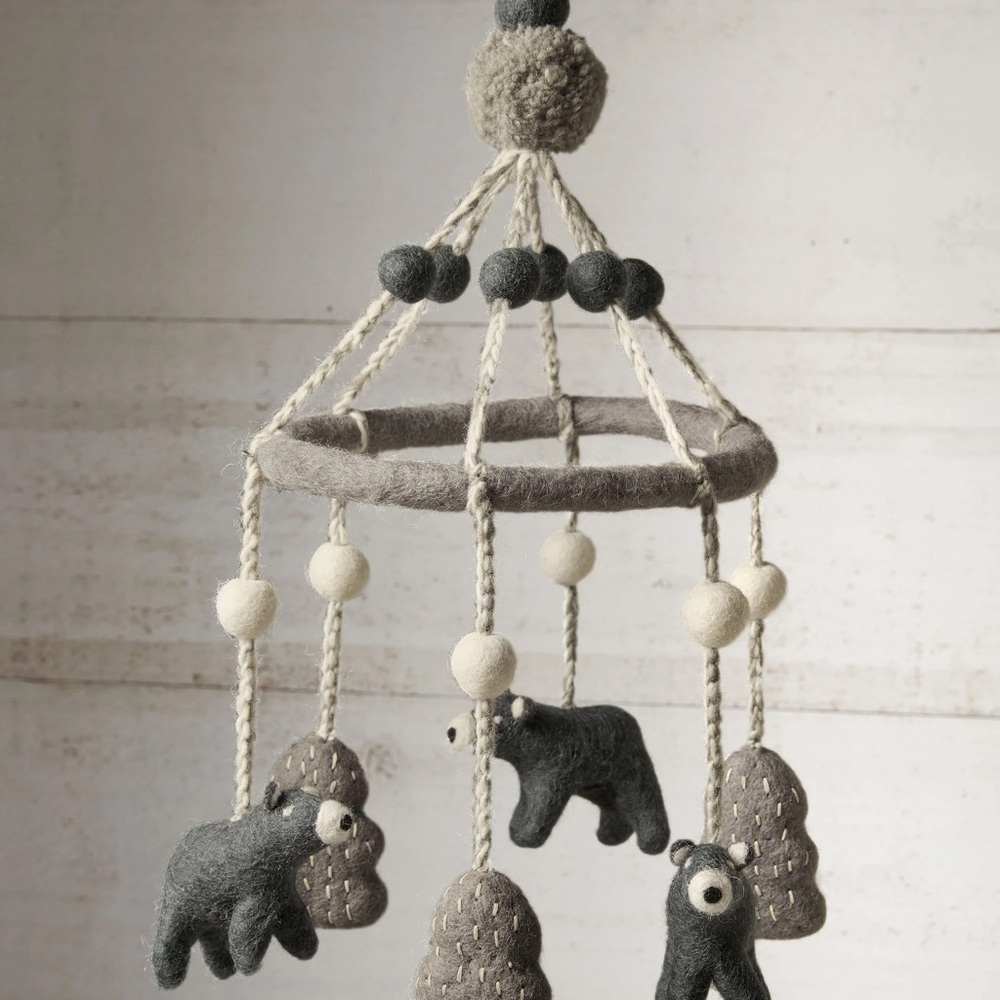 Tag Wool Felt Bear Mobile in Gray and Cream